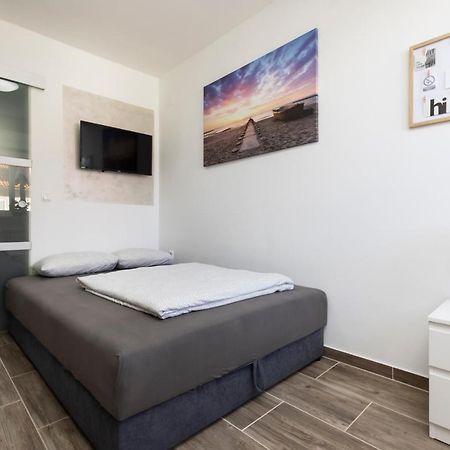 Studio Apartment Pinetree - Mali Lošinj Esterno foto